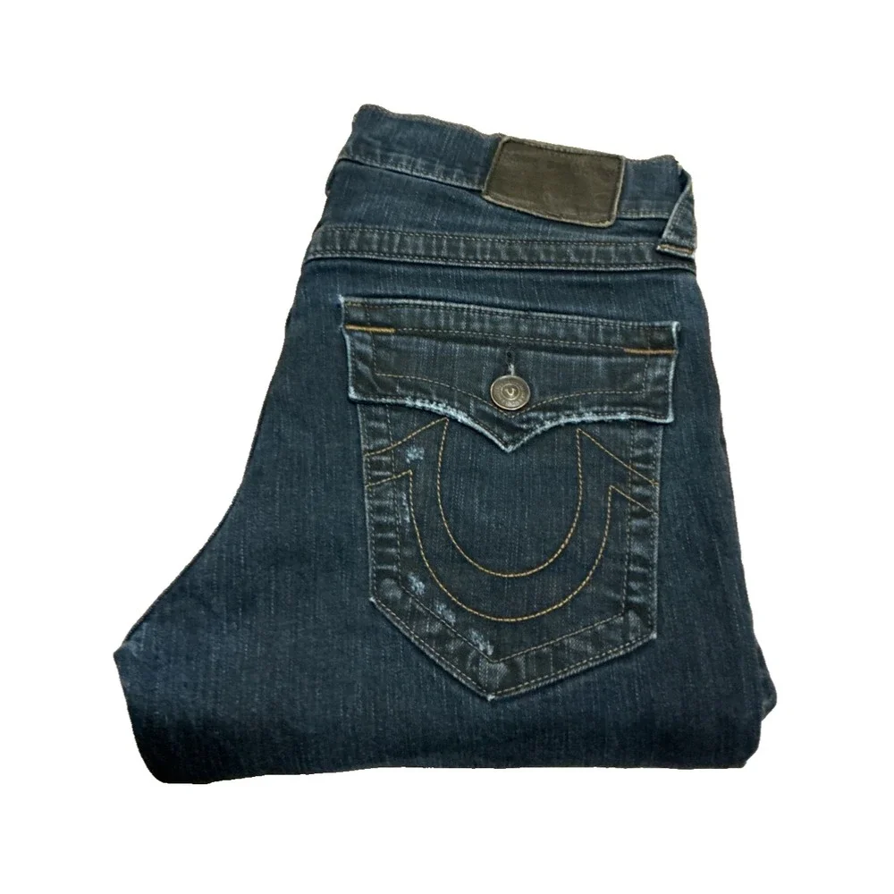 True Religion Geno Relaxed Slim Mens 32x32 Distressed Big T Flap Red Stitch Jean